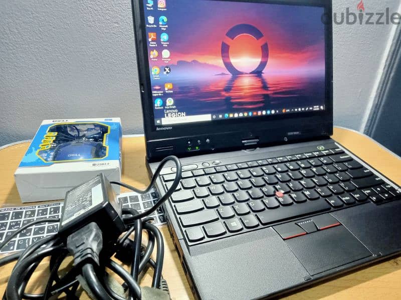 Lenovo Thinkpad core i7 تاتش سكرين بالقلم بتاعه 15