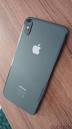 iPhone XS max + good quality cover 0
