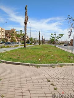 للبيع ب قلب الشيخ زايد شقة 140 م علي شارع البستان مباشرة بمدخل خاص بالقرب من جميع الخدمات