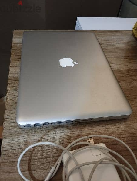 MacBook pro mid 2012 i5 hd 500 ram 8G great battery 2