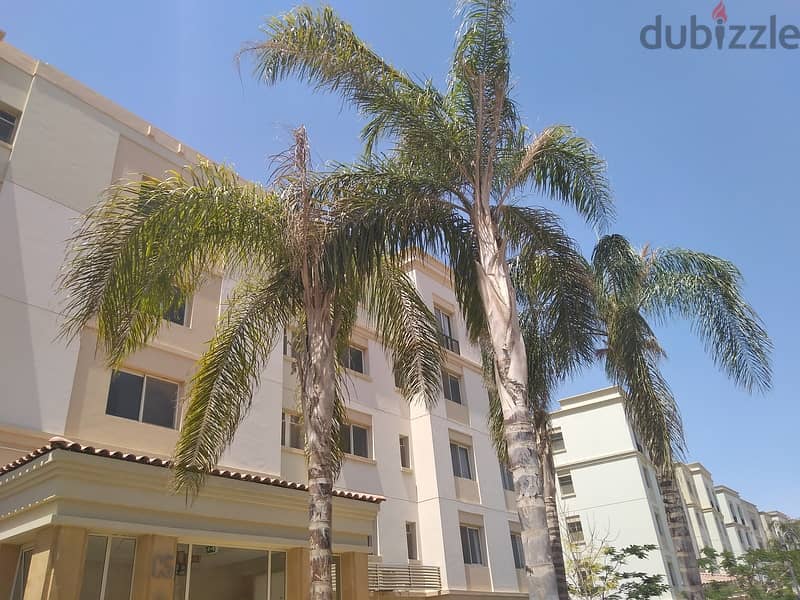 Apartment 200 m PRIME LOCATION for sale at Uptown Cairo - Emaar 4