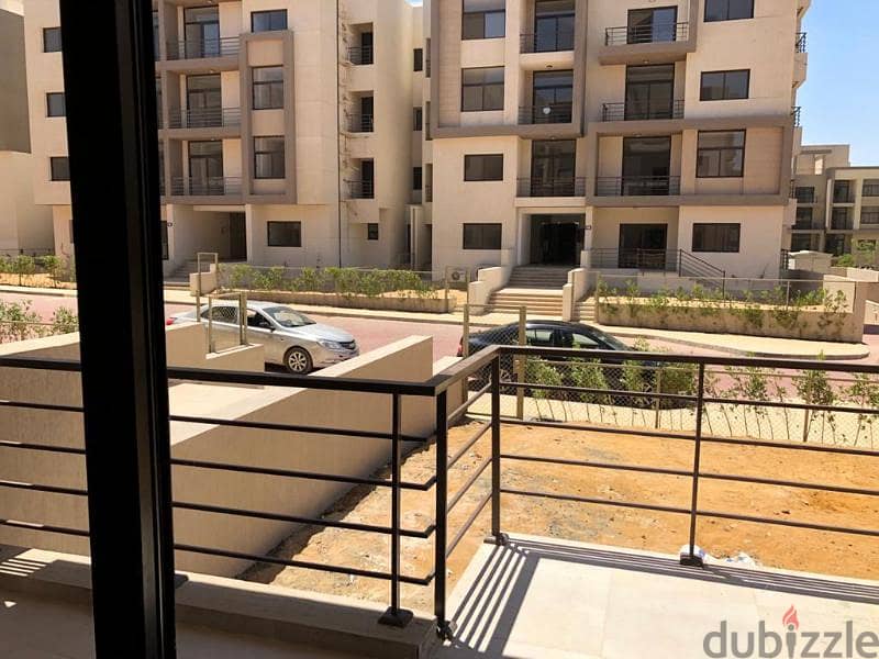 Fifth square apartment for sale with garden 2