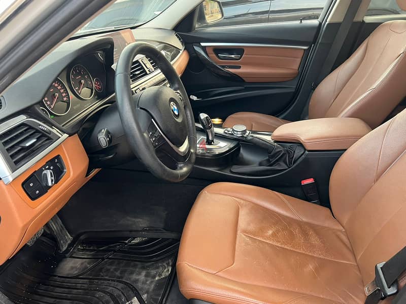 BMW 320i Luxury 2017 (F30 Facelift) 4