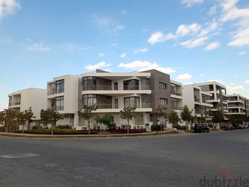 Corner apartment for sale, 3 rooms, Taj City, New Cairo, in front of Cairo International Airport, in installments over 8 years, with a 70% discount 24