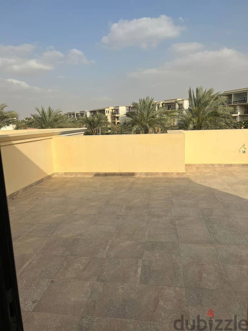 Fully Finished Townhouse for Sale in Levana Uptown Cairo by Emaar Ready To Move Very Prime Location Open View 5