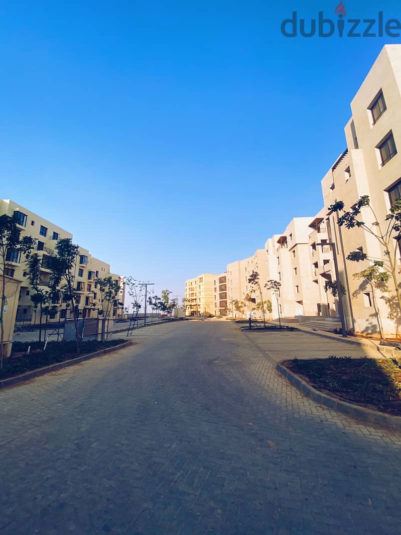 شقة للبيع بكمبوند أويست متشطبة بالكامل Apartment for sale  at Owest 17