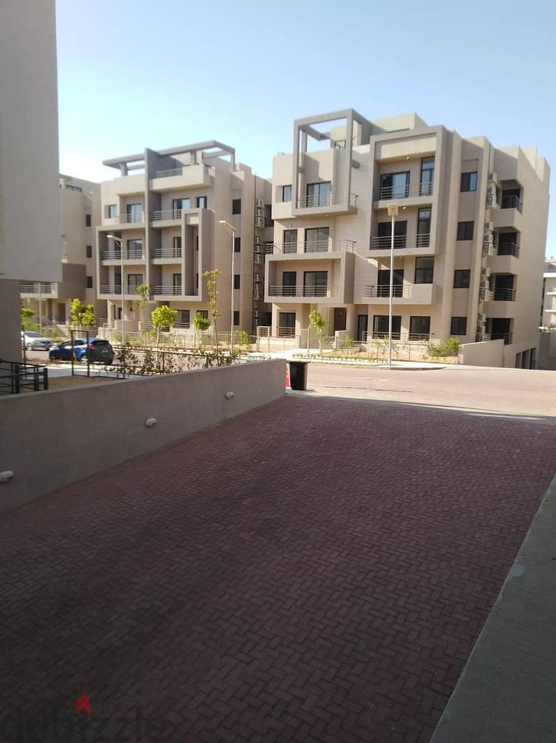 For Rent Apartment Semi Furnished in Compound Fifth Square 1