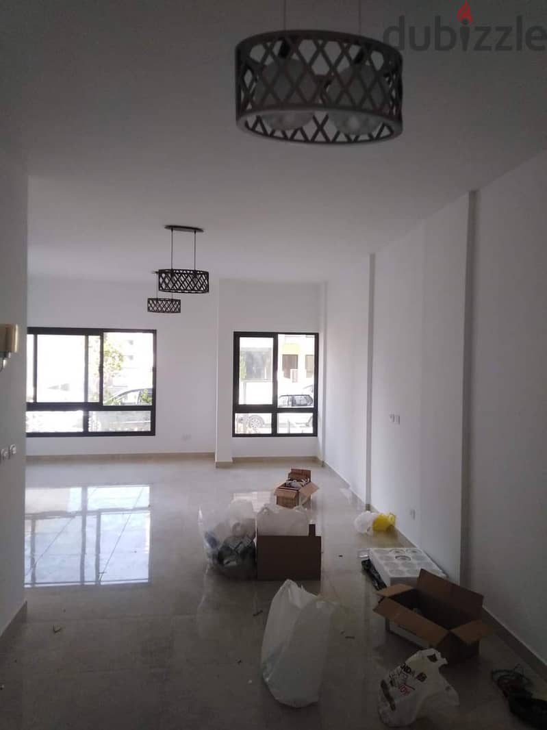 For Rent Apartment Semi Furnished in Compound Fifth Square 2