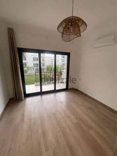 Semi furnished apartment 3rooms + Nanny view landscape rent in Fifth Square Al Marasem