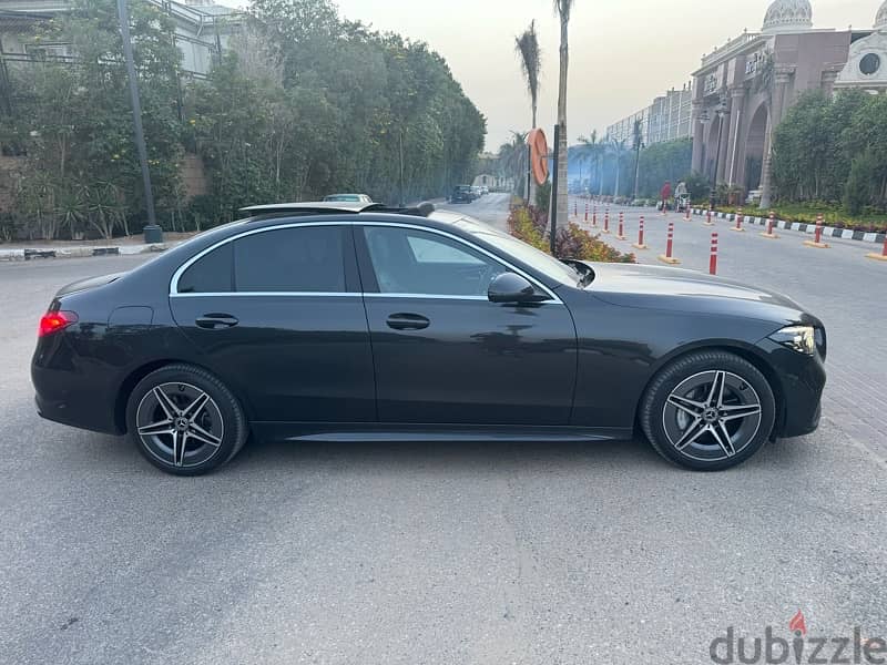 Mercedes-Benz C180 AMG 2023 Wakeel 4000km only 9
