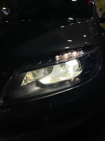 Audi Q7 2011 9