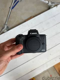 Canon M50 - استخدام خفيف جدا 0