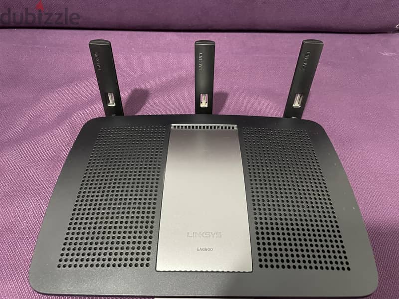 Linksys EA6900 v2 AC1900 Dual-Band Smart Wi-Fi Router 5