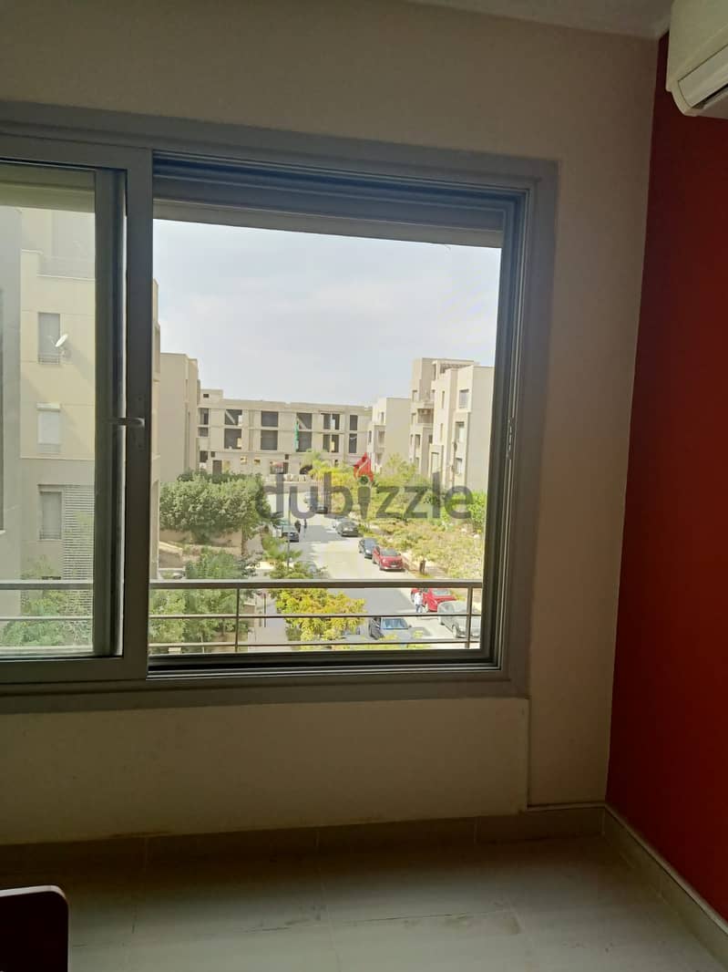Apartment For Sale 146m Special Price and Super deluxe finishing In village gate new cairo 1
