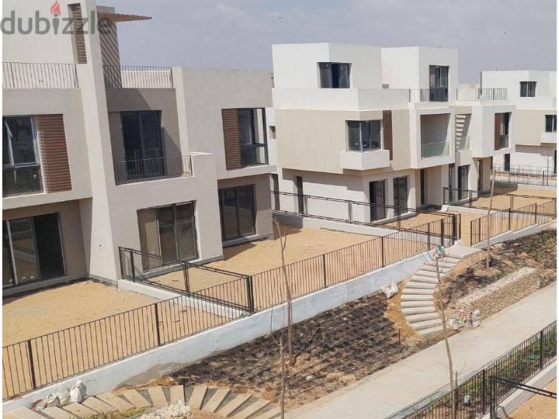 Townhouse installments prime location 3 bedrooms 2