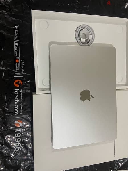 Macbook Air M2 - Storage 512 - جديد تماما اتشحن ٩ مرات فقط 1