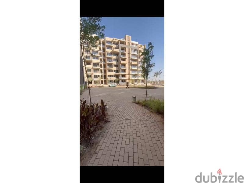 Delivered Apartment View landscape and pool 5