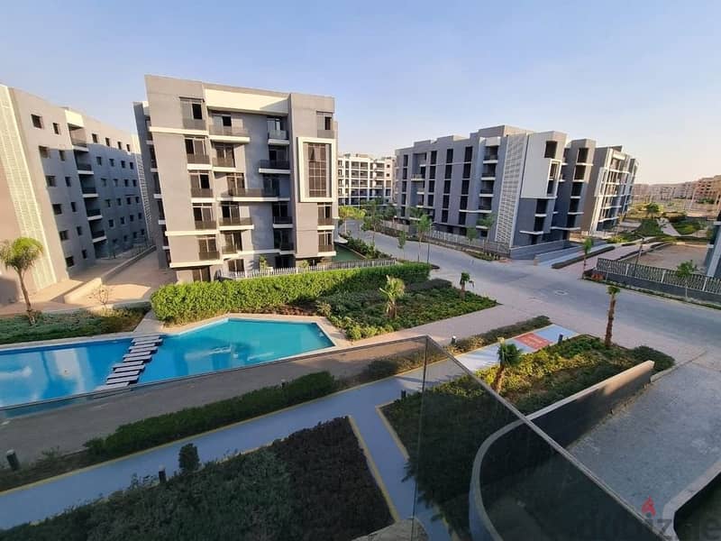 For inspection, an apartment for sale at the lowest price, two minutes from Mall of Arabia 9