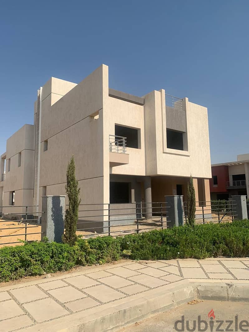 فيلا للبيع في مدينتي  التجمع الخامس استلام فوري  villa for sale in madinty new cairo 2