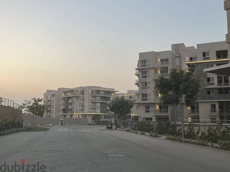 resale apartment 3 bedrooms with the lowest price in mountain view ICity bahary direct view on central park Ready to move 1