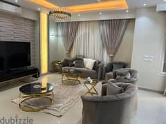 for sale town house bahary with Furnished in hyde park 5th settlement
