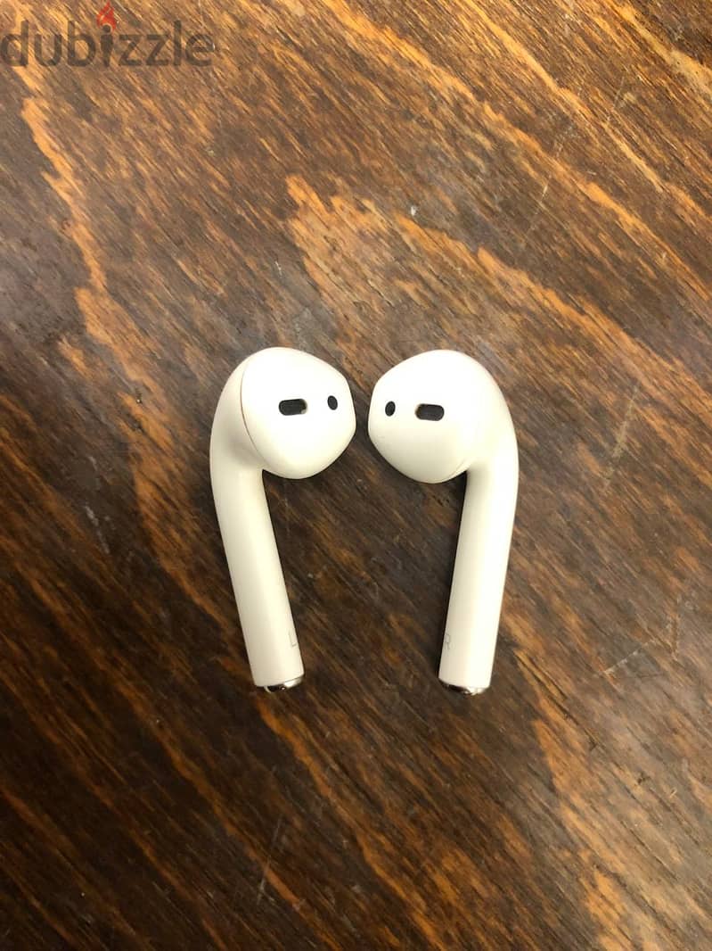 Original Apple Airpods 1st generation 3