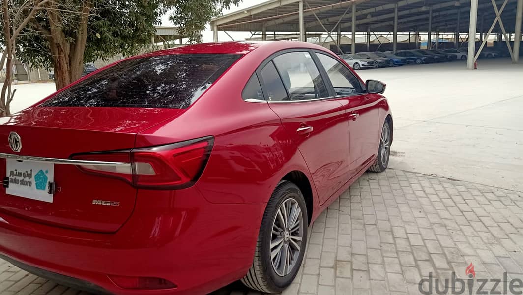 MG5 - HIGHLINE / LUXURY - 2020 - 76.500 KM - FLAME RED 5