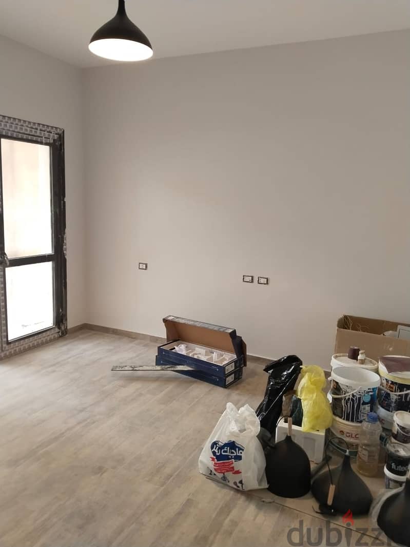 Amazing ground floor apartment 200m for rent in sodic eastown - semi furnished with appliances 5