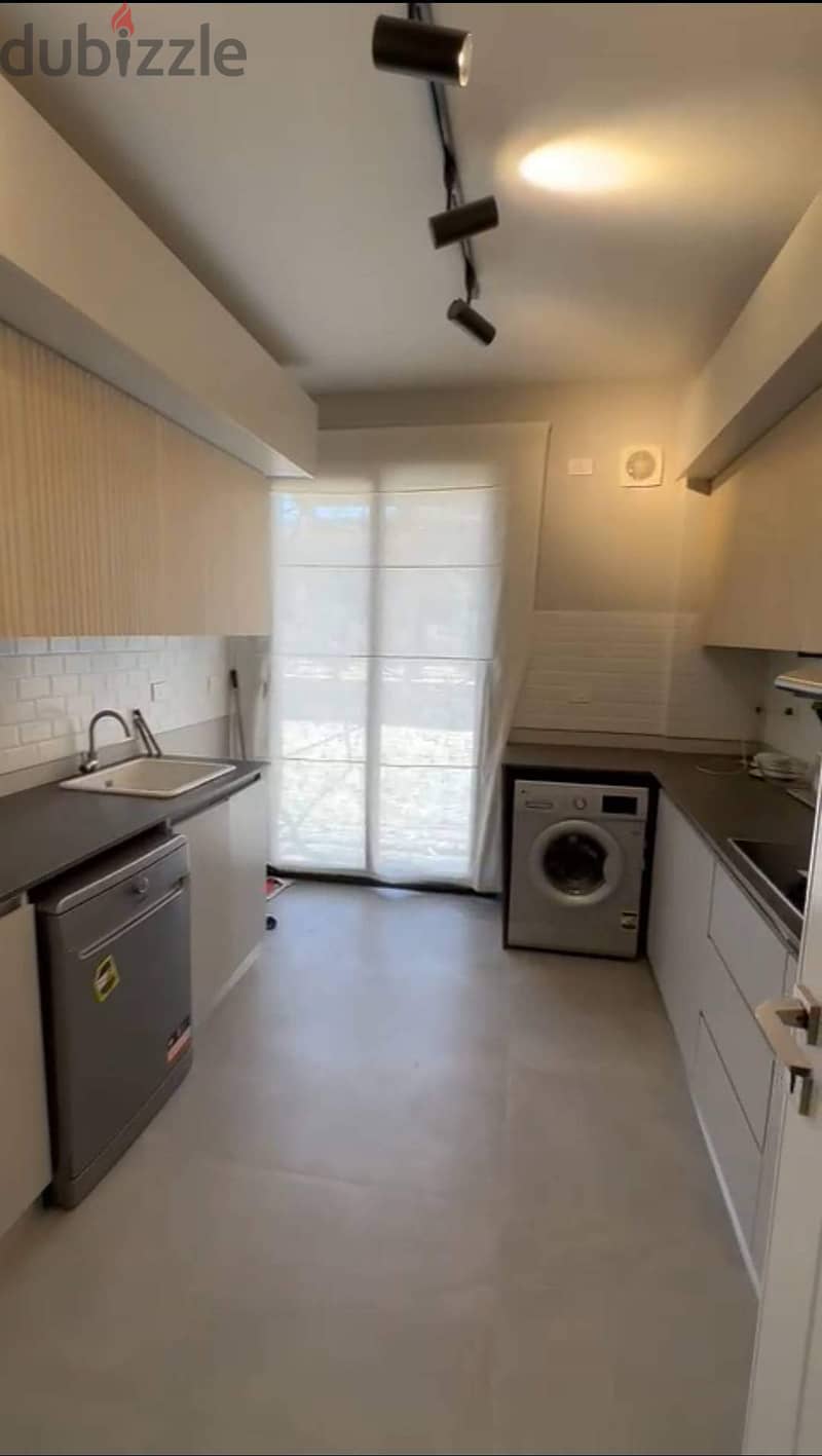130 m² apartment for sale, finished, with air conditioners, garage and clubhouse. The demand is 880 thousand, and the rest will be paid in installment 4