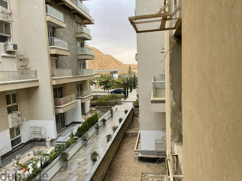 Apartment for Sale Ready To Move  Finished view Clubhouse Mountain View iCity New Cairo 5th Settlement 5