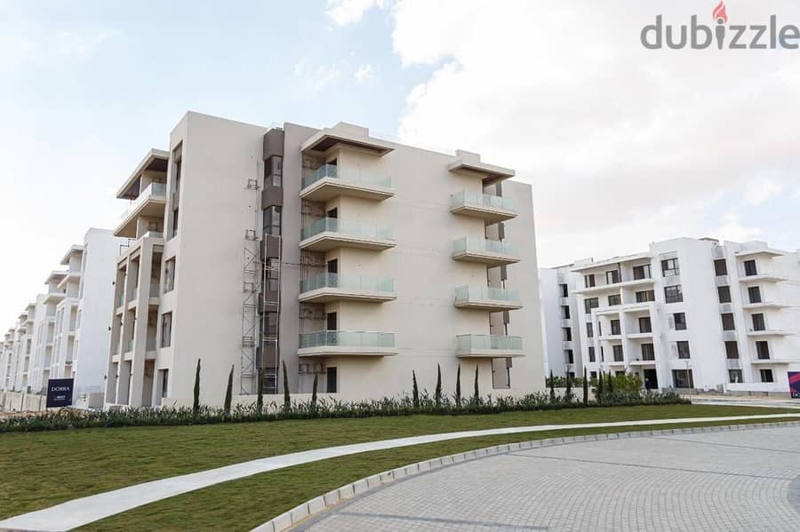For sale, 149 sqm apartment, finished, with air conditioners, behind Royal City in Sheikh Zayed, in installments 9