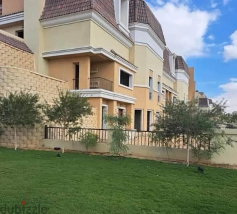 For sale townhouse 205 sqm, 42% discount, 5 rooms, next to the American University, New Cairo, Sarai New Cairo Compound 6
