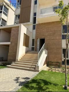 IVilla for sale in Mountain View Icity New Cairo    very prime location 0