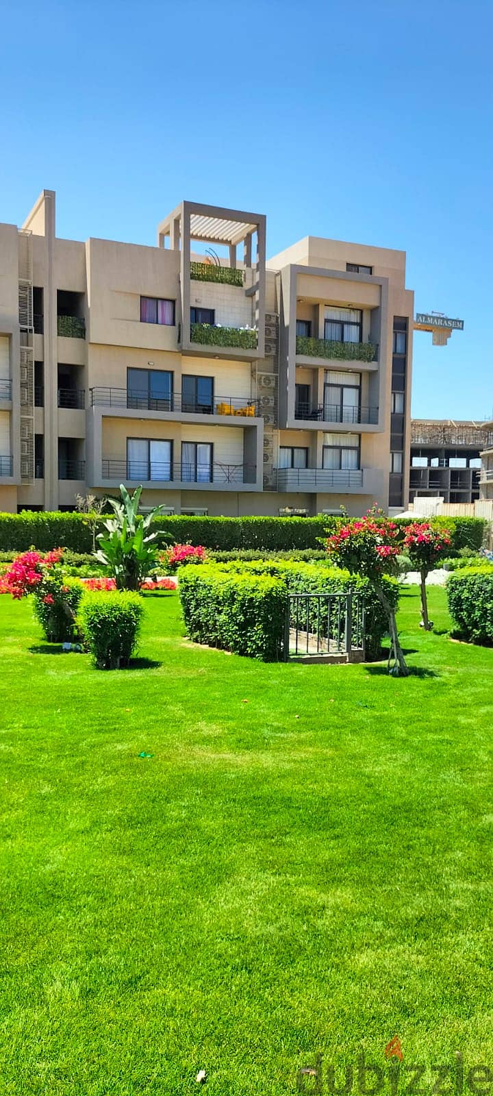 Apartment in installments for sale, fully finished, with air conditioners and price including maintenance and garage. 3