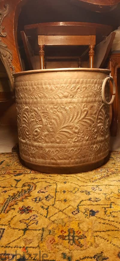 وعاء جاردينير نحاسي عتيق محفور يدوياCopper Hand Etched Pot Jardiniere