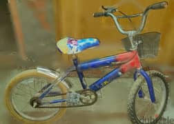 دراجة اطفال مقاس 14 حالة جيدة بالسنادات
