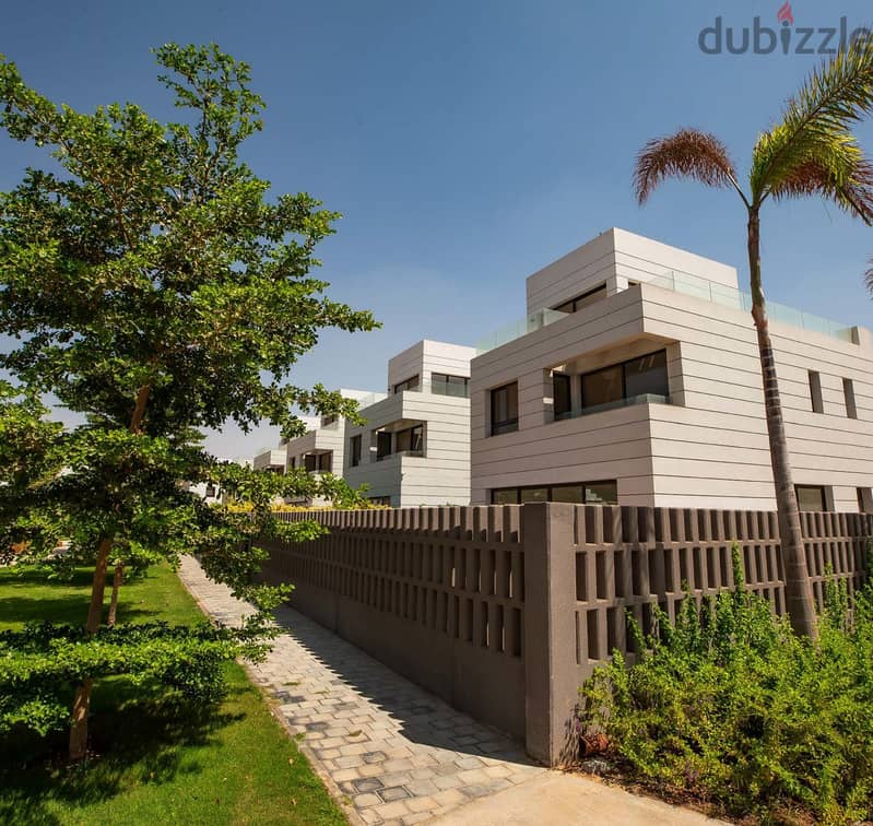 Villa for sale in a prime location in Al Burouj Compound with the lowest down payment and 8 years interest-free installments. . . 2