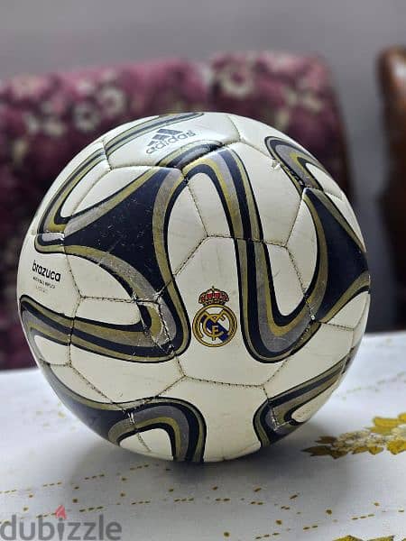 Real Madrid training ball Brazuca version 8