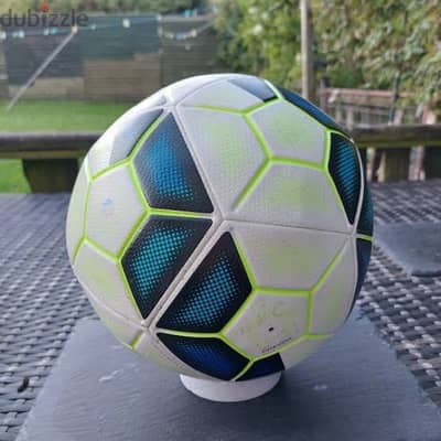 Premier league 14/15 ball