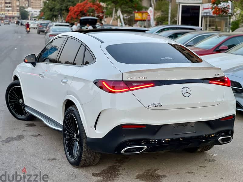 Mercedes Benz GLC200 coupe 2024 AMG 5