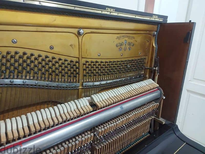 بيانو المانى انتيك بحاله ممتازه German antique piano 10