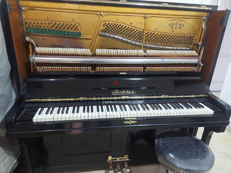 بيانو المانى انتيك بحاله ممتازه German antique piano 11