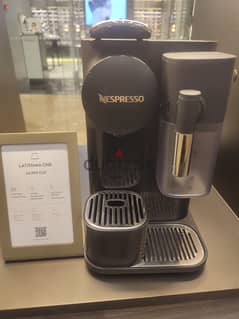 ماكينه قهوه اسبريسو للبيع استعمال خفيف جدا براند اسبريسو