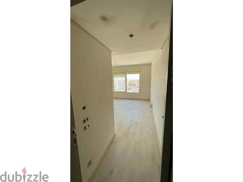 للبيع شقة 237 م في view lake amberville , new giza 7