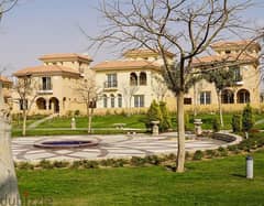 Villa for sale in Stone Park Compound near Cairo Festival at the old price