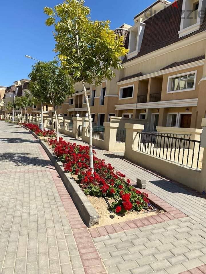 villa with garden for sale in Sarai, New Cairo, next to Madinaty, at the entrance to Mostakbal City, in installments over 8 years 41%cash discount 15