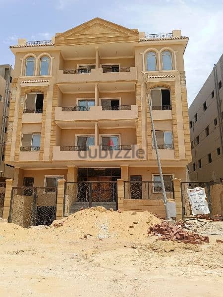 شقة للبيع في الأندلس القاهرة الجديدة نصف تشطيب مميزات رائعة 13