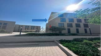 مكتب و مقر إداري للايجار 630 متر  في كمبوند ديستريكت  5 مراكز للتطوير  District 5 Marakez