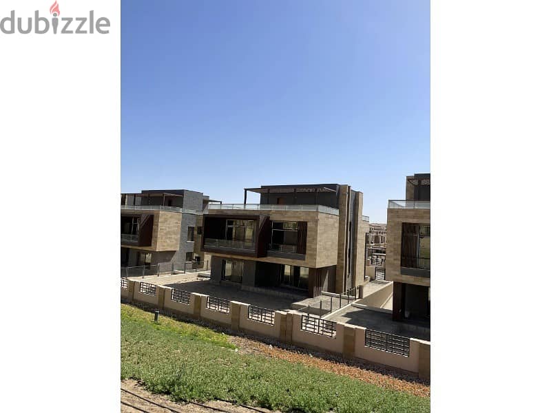 standalone for sale 240 m with garden in installments semi finished 3 bedrooms in taj city 5