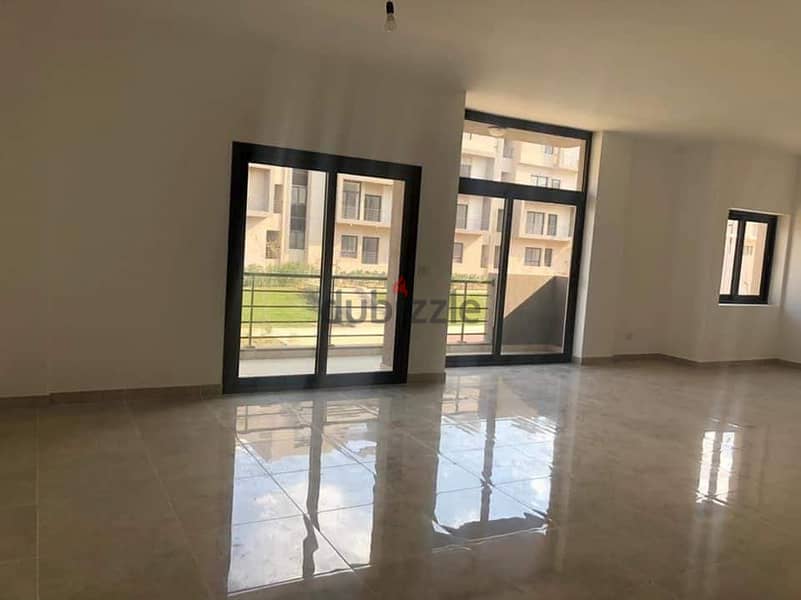 Ground floor apartment 111 sqm + garden 129 sqm, 42% discount in the Fifth Settlement, directly on the Suez Road, Sarai New Cairo Compound 6